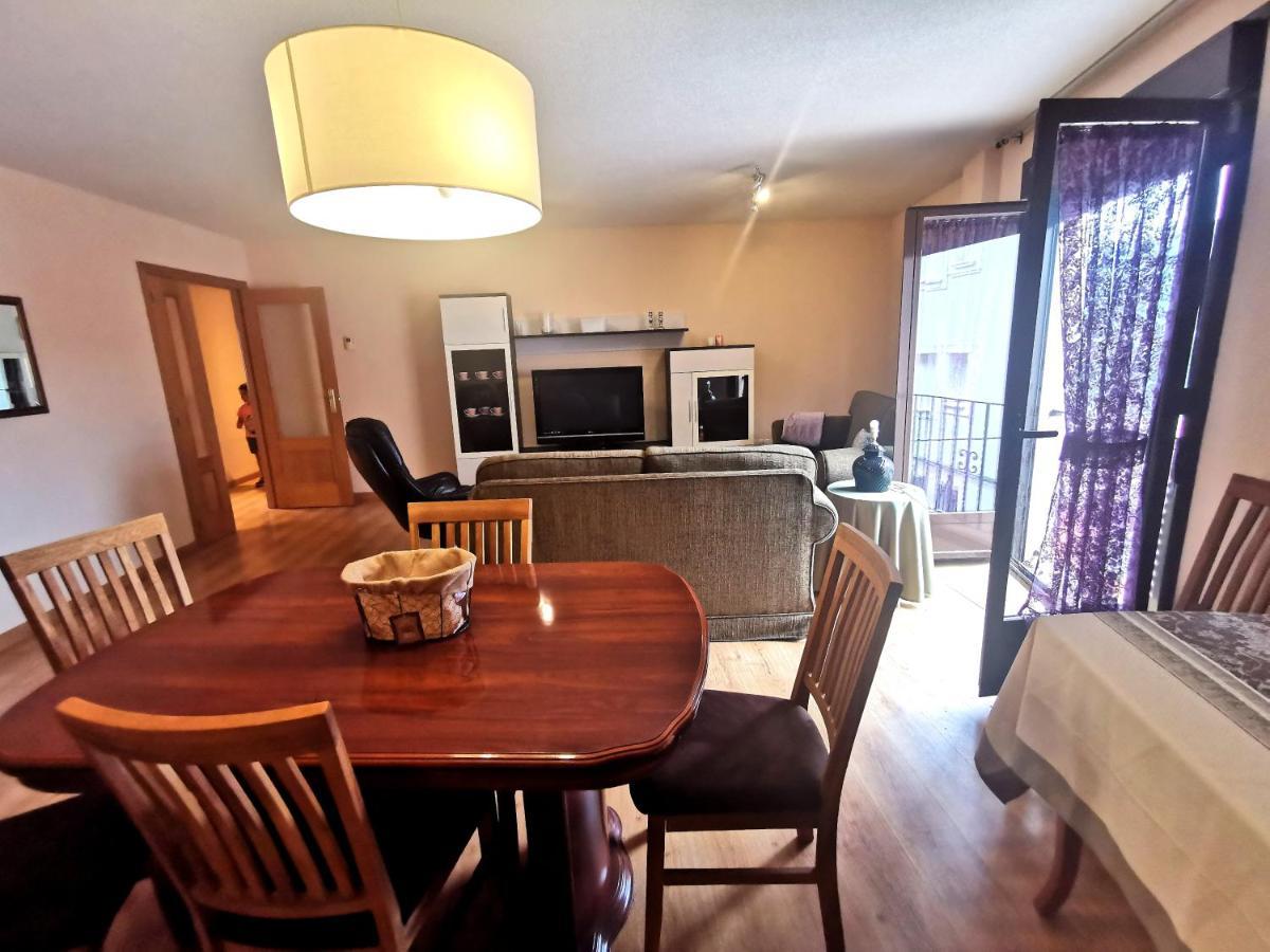 Riaza Vacacional - Apartamento En El Centro מראה חיצוני תמונה